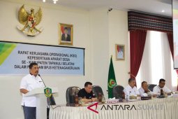 Bupati, Kades harus menjadi pejuang perlindungan nasional