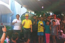 Tiga Bacaleg Golkar Kolaborasi Gelar Jalan Sehat di Surabaya