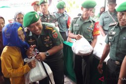 Babinsa harus dekat dengan rakyat dan jadi panutan