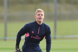 Bernd Leno akhirnya diberi kesempatan menjaga gawang Arsenal