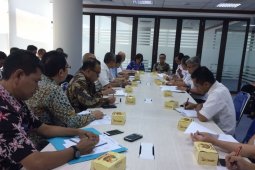 Targetkan Bandara Internasional, Bupati Anas Siapkan Syarat Verifikasi