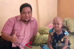 Anggota DPRD Pangkalpinang jenguk penderita kanker