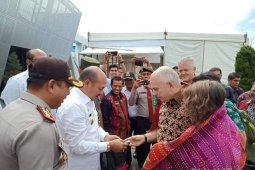 Bupati Nikson ajak dubes AS kunjungi monumen missionaris Munson-Lynman