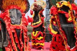 Fashion Barong