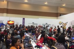 Wartawan Dan Relawan Di MPC Bergoyang Di Penutupan Asian Games