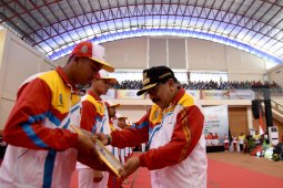 Bersamaan Haornas, Pemprov Jatim Serahkan Bonus Atlet Asian Games