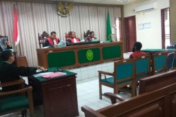 Pengacara desak hadirkan pramugari dalam persidangan candaan bom