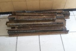 Polisi ringkus pencuri besi jembatan kereta api