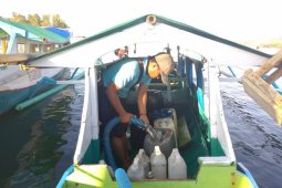 BPBD Distribusi Air Bersih di Kepulauan Ponelo