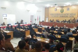 Bupati sampaikan nota pengantar LPP APBD TA. 2017