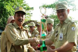 Gang Sepakat dan Jejangkit Juara Kebersihan