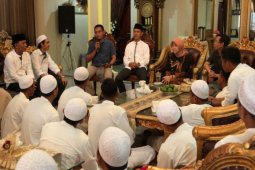Pemain Barito Putera silaturahmi ke Bupati Batola