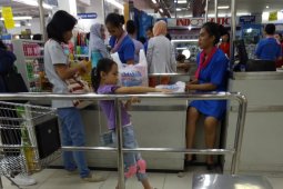Pemkot Bogor larang penyediaan kantong plastik belanja