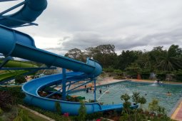 RCM Waterboom Gunungtua lokasi nyaman bagi anak