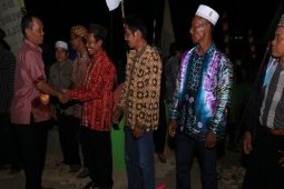 Bupati hadiri pengelaran wayang kulit