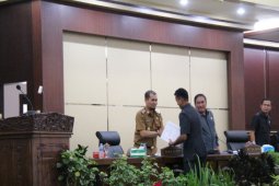 Wabup hadiri paripurna APBD perubahan 2018