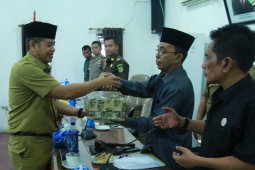 Rapat Paripurna rancangan P-APBD Labusel