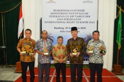 Kota Bekasi raih predikat teladan informasi 2018