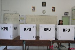KPU Cirebon masih data kotak suara rusak