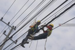 PLN Jatim Kirim Logistik ke Sulteng Pascatsunami