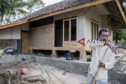 Perbaikan rumah tidak layak huni