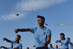 "Golden Eagle" Meriahkan Pemecahan Rekor "Gemu Famire" (Video)