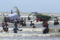 Syukur pesisir nelayan tambak