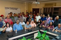 Legislator Carikan Solusi Warga Surabaya Pencari Kerja