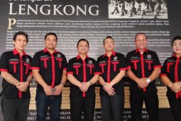 K3 Tabur Bunga di Makam Pahlawan Daan Mogot