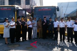 Pemprov Babel terima dua unit bus sekolah