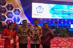 Pemkab Bone Bolango Terima Penghargaan Dari Kemenkeu