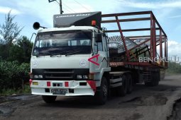 Warga Teluk Sepang harapkan perbaikan jalan rusak