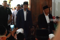 Presiden Minta Santri Tidak Mudah Percaya Berita Hoaks