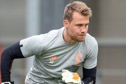 Liverpool rekrut Adrian gantikan posisi  Mignolet