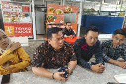 Ikatan lanceng peraben Kalbar gelar lomba kreasi batik