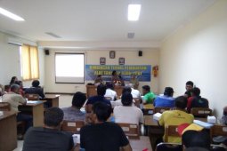 DKPKP Gianyar Gelar Bimtek Pembuatan Bubu Lipat Ramah Lingkungan