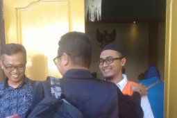 Penyimpan amunisi tidak berizin dituntut 1,5 tahun
