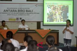 ANTARA Biro Bali kenalkan jurnalistik kepada 72 siswa SMA (video)