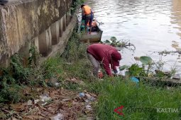 Pecinta lingkungan ajak warga jaga sungai