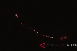 Narasi batu dan kaostis-estetis komunitas lima gunung