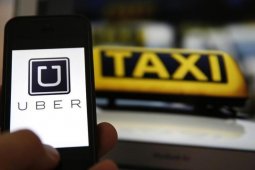 Sopir Uber bayar denda karena beroperasi secara ilegal