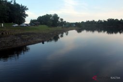 Air Waduk Manggar cukup untuk tiga bulan