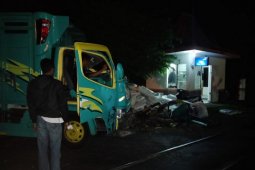 KAI DAOP VII Tegaskan Truk Terguling Berhasil Dievakuasi