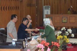 DPRD dengarkan jawaban eksekutif terkait dua Ranperda