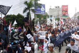 Ribuan warga parade "Kami Tauhid"