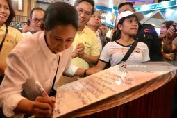 Bantu Pemulihan Listrik di Sulteng, Menteri BUMN Apresiasi PLN