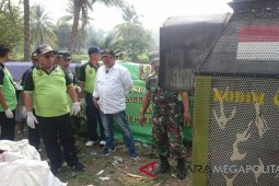 Kabupaten Sukabumi mulai kurangi penggunaan kantong plastik