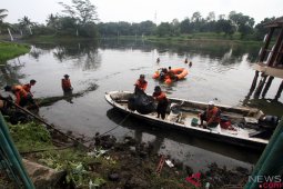 Aksi bersih situ Pemda