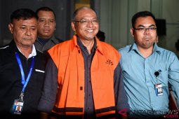 KPK tahan Bupati Malang