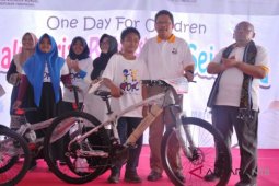 Anak-anak terdampak gempa dapat tabungan Rp2,5 miliar